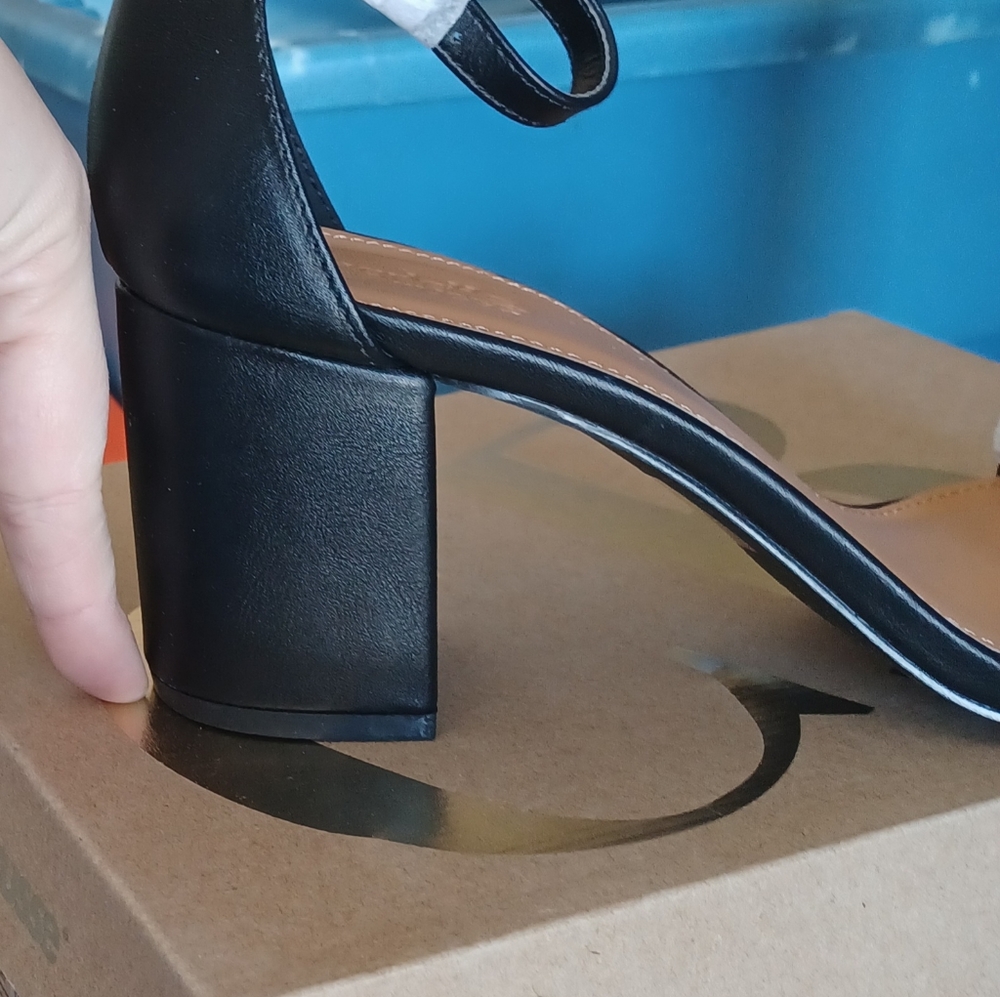 Charlotte Russ black heels - Picture 8 of 9